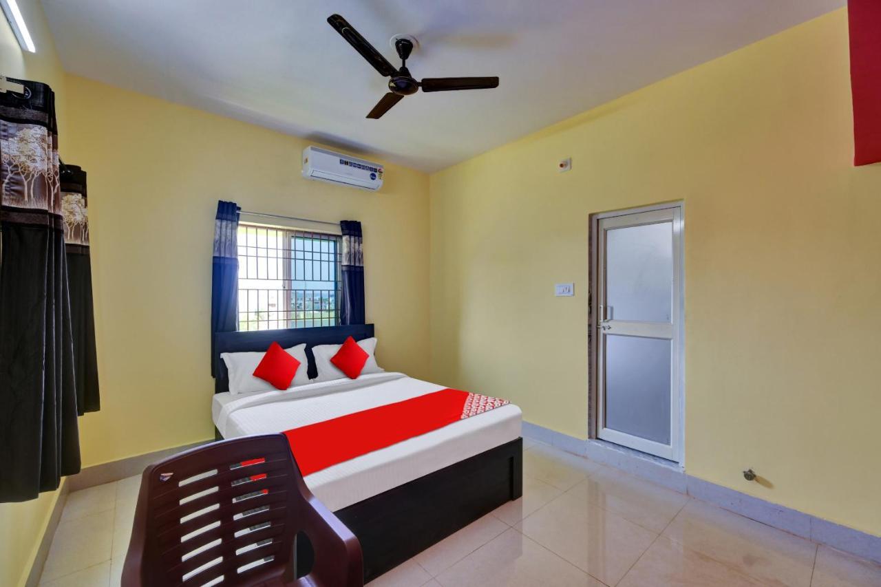 Hotel Oyo Flagship 81058 Royal Regalia Bhubaneswar Esterno foto